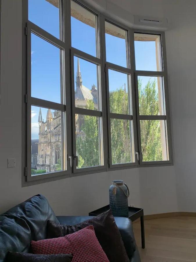 Loft Des Sacres - Vue Unique Sur La Cathedrale Appartement Reims Buitenkant foto